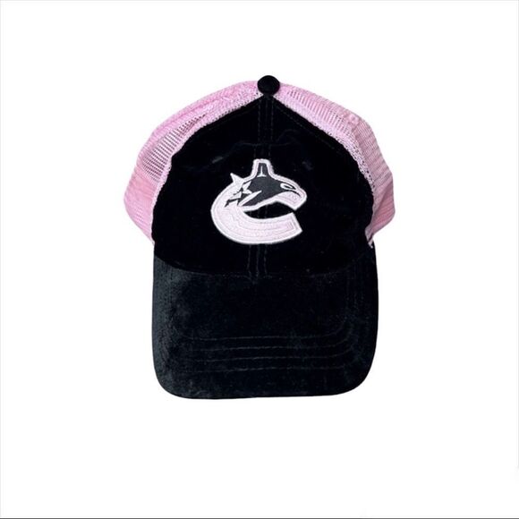 Vintage Y2K Vancouver Canucks RBK by Roger Edwards Pink & Black Velour Cap - Picture 1 of 9